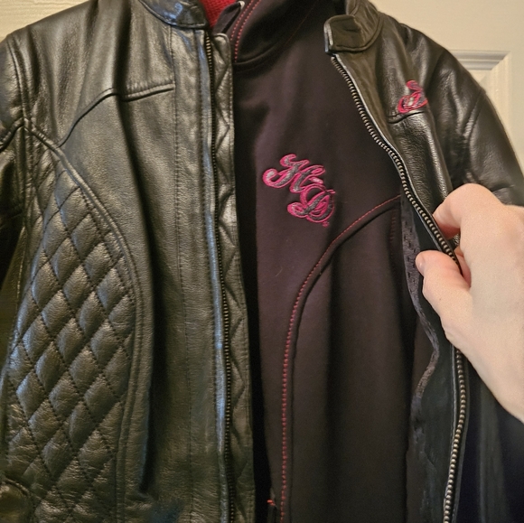 Harley Davidson Black Quilted Leather Jacket with Red Accents 2 Piece - Picture 12 of 12